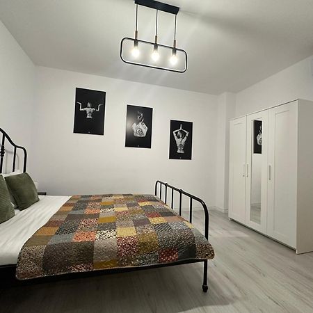 Garsoniera In Complex Rezidential Apartment Bucharest Exterior photo